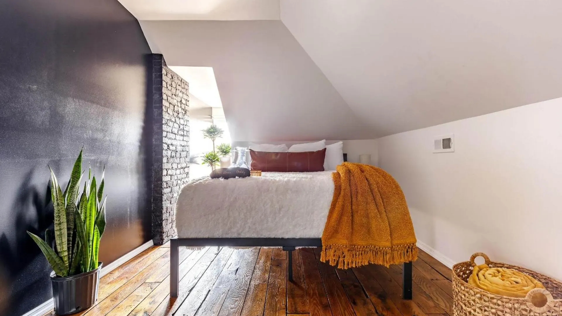 Short North Convention Private Parking Pets Villa Columbus
